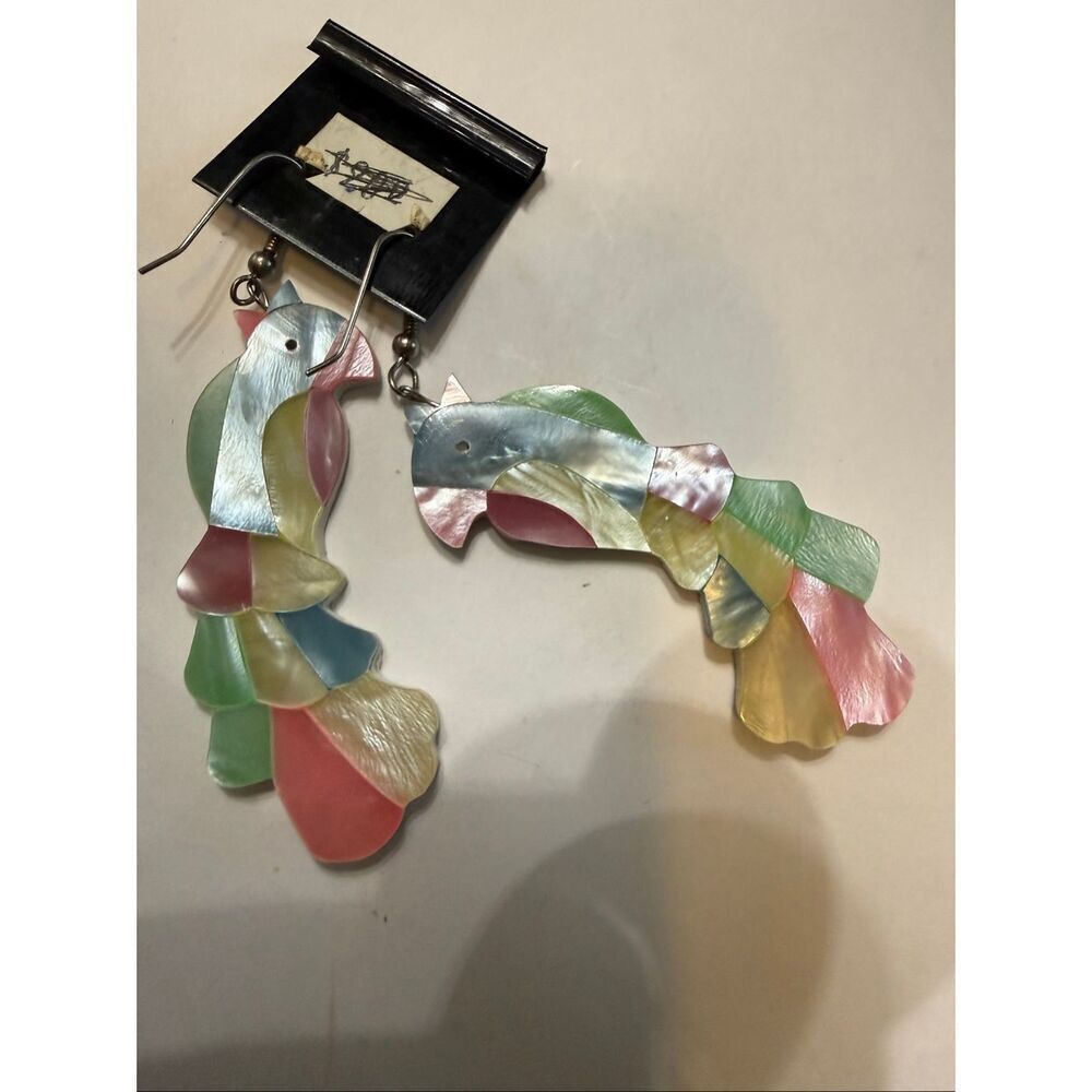 Lotus Trading Women's Multicolor Mother-of-Pearl Parrot Bird Drop Earrings NWT
